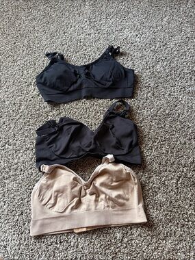 Women’s Nursing Bra Bundle